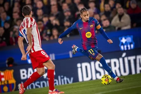 برشلونة يتغلب على أتلتيكو بثلاثية ويعزز صدارته للدوري الإسباني